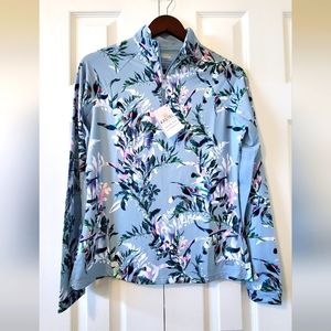 Kastel Denmark ladies sunshirt medium NWT